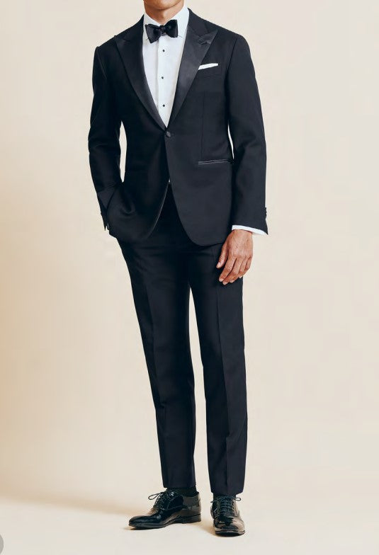 Classic Black Tuxedo Suit image 0