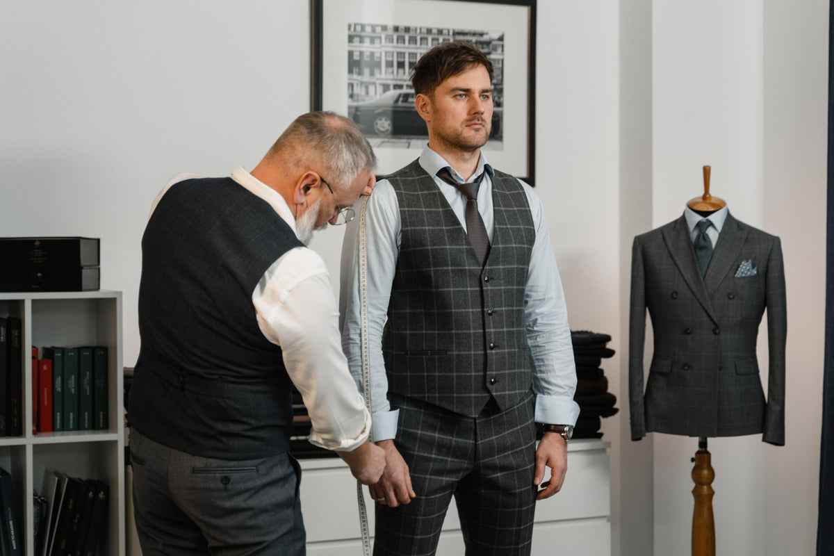 5 Hidden Posture Traps That Alter the Fit of Bespoke Italian Garmets